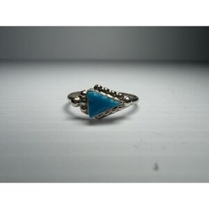 Zuni Made Sterling Silver Ring with Turquoise Stone Size 7 1/2